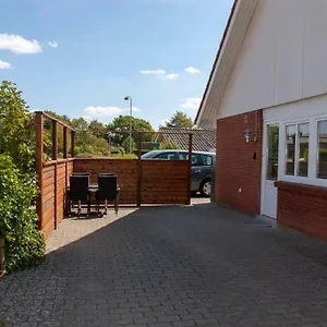  Apartment Center